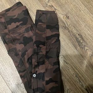 Camo lulu lemon legging fast and free high rise